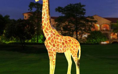 公園玻璃鋼仿真動(dòng)物戶外大型景觀照明長頸鹿雕塑